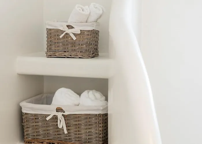 Cinnamon With Private Hot Tub * Pírgosz